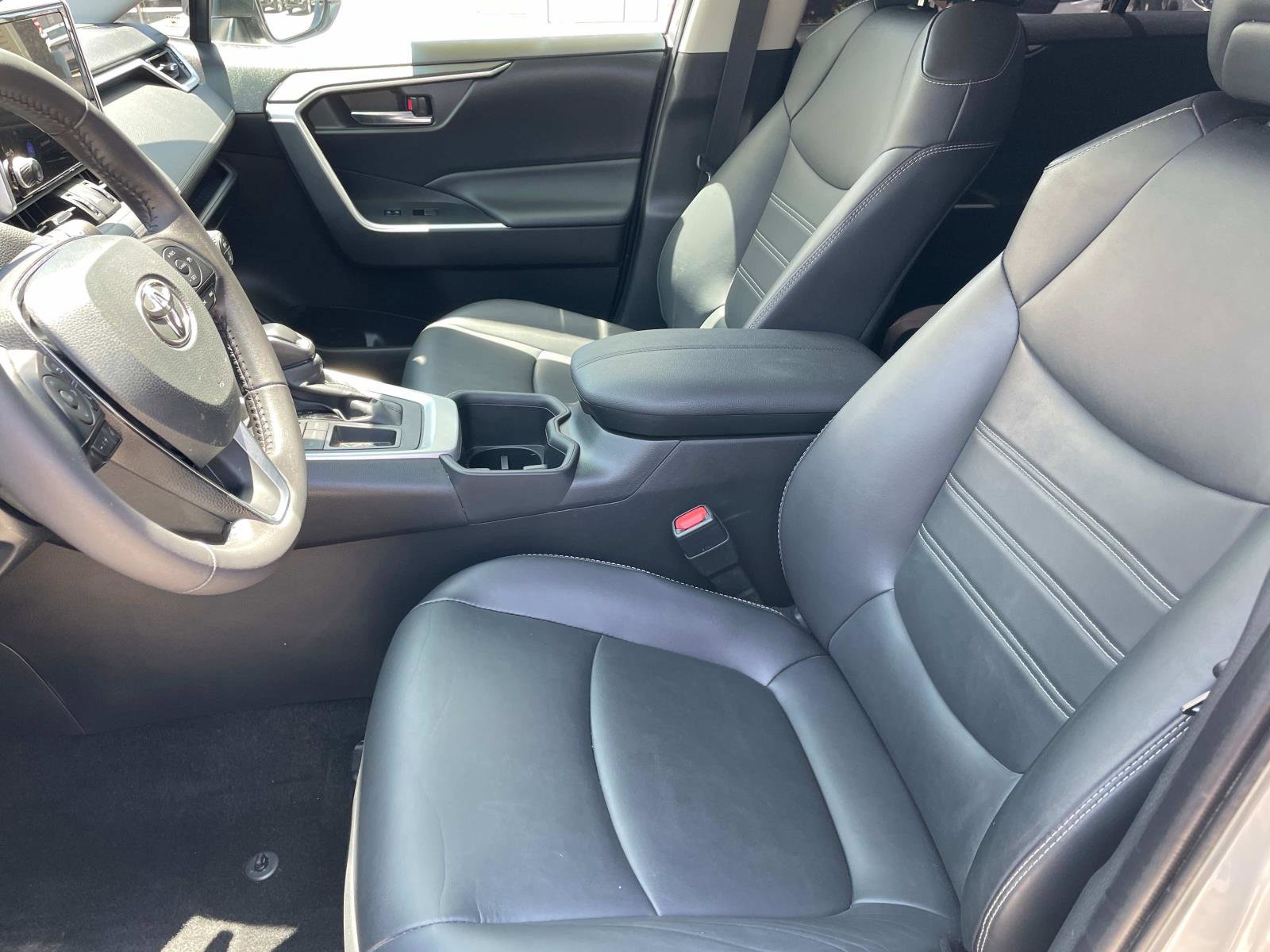 Used 2024 Toyota RAV4 XLE Premium image 15