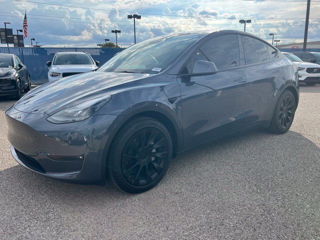 Used 2023 Tesla Model Y 2WD image 7
