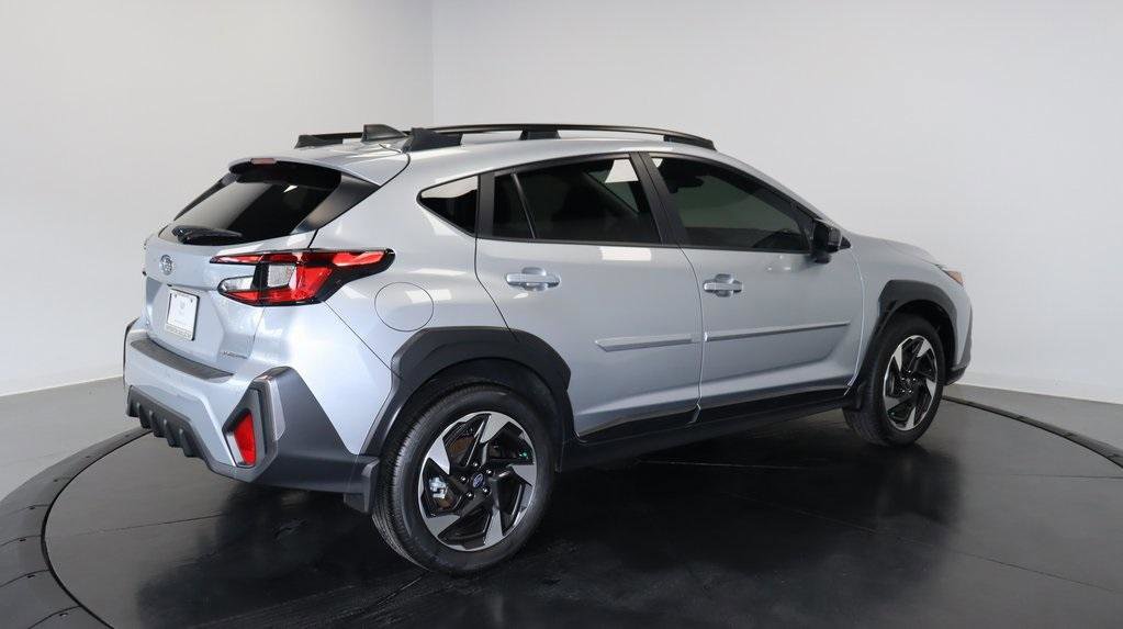 Used 2025 Subaru Crosstrek 2.5i Limited w/ Crosstrek Mirror Package image 5
