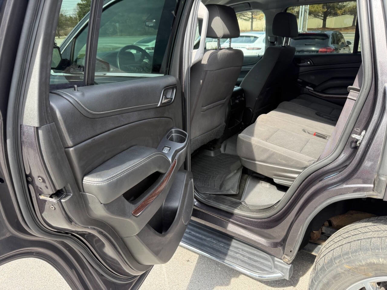 Used 2017 GMC Yukon SLE w/ SLE Value Package AWD/4WD image 13