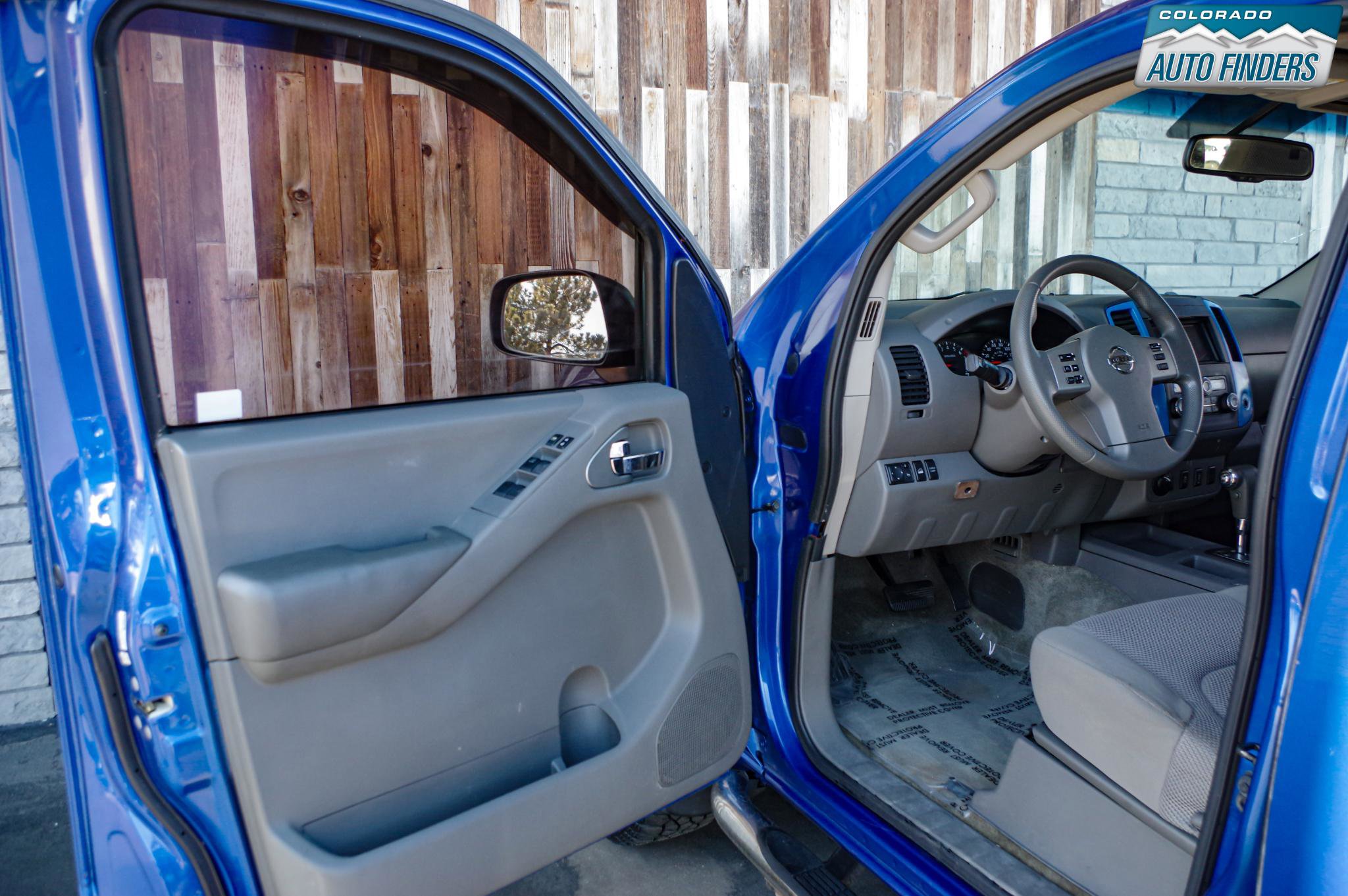 Used 2013 Nissan Frontier SV w/ SV Value Truck Pkg image 10