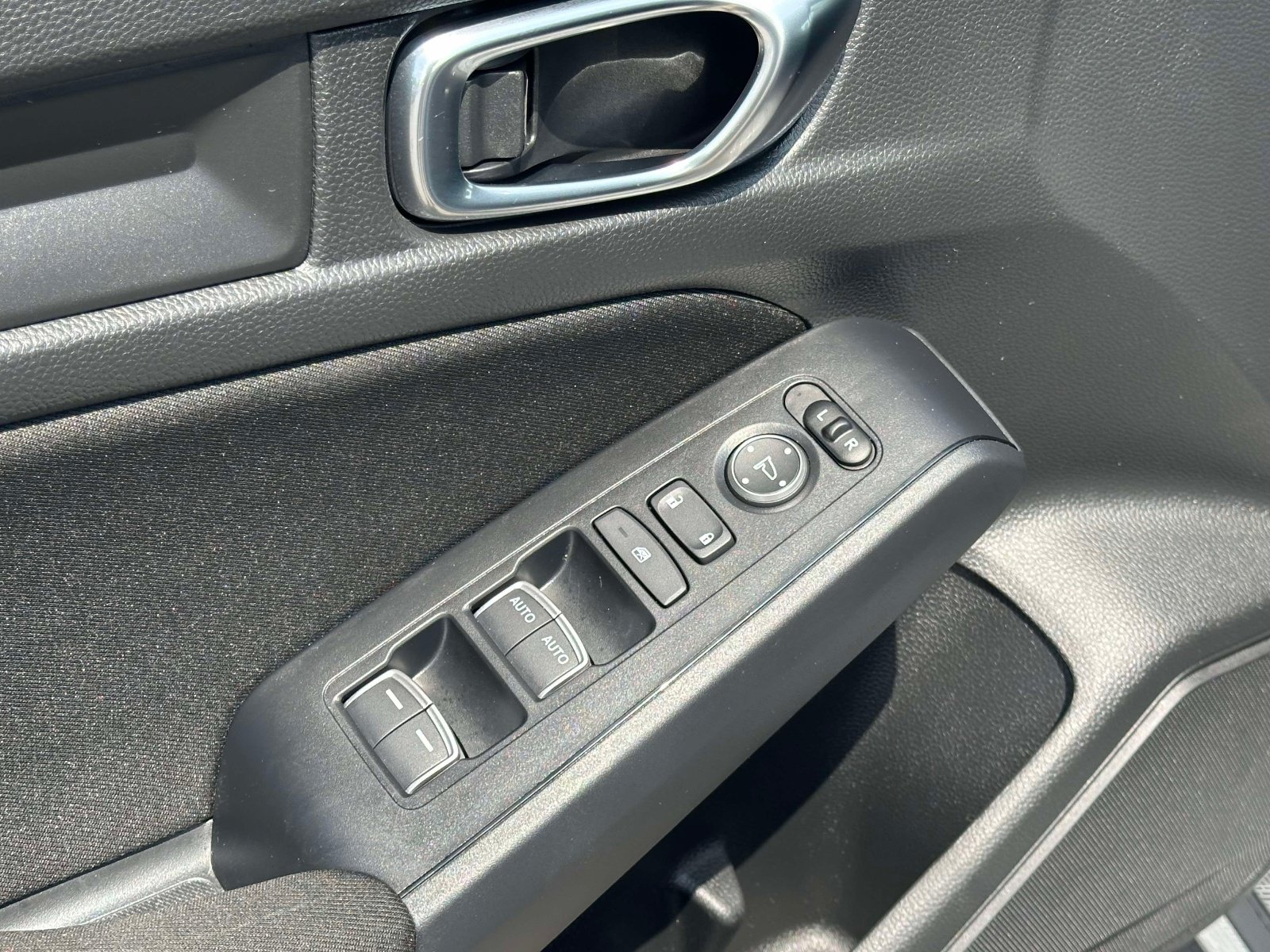 Used 2025 Honda Civic Sport image 21