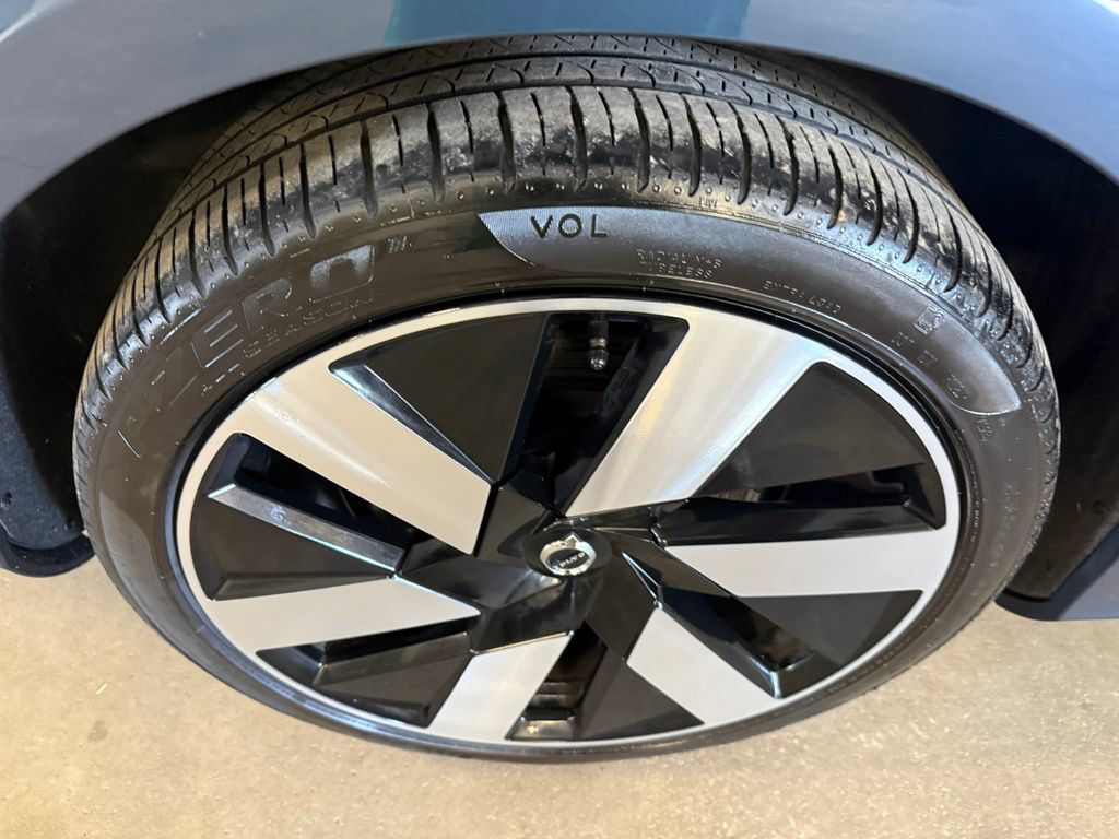 Used 2024 Volvo S60 T8 Plus w/ Climate Package AWD/4WD image 14