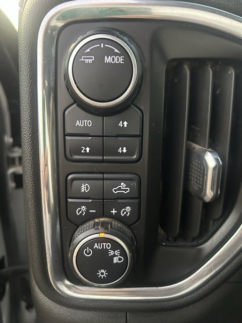 Used 2021 Chevrolet Silverado 1500 RST w/ Texas Edition Plus image 18