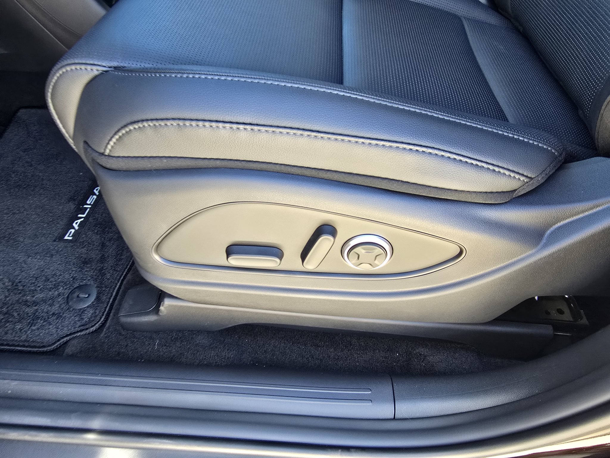 New 2027 Hyundai Palisade Limited AWD/4WD image 17