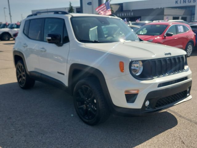 Used 2023 Jeep Renegade Altitude AWD/4WD image 7