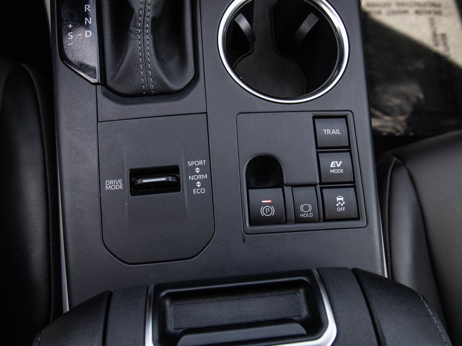 Used 2025 Toyota Highlander XLE AWD/4WD image 27