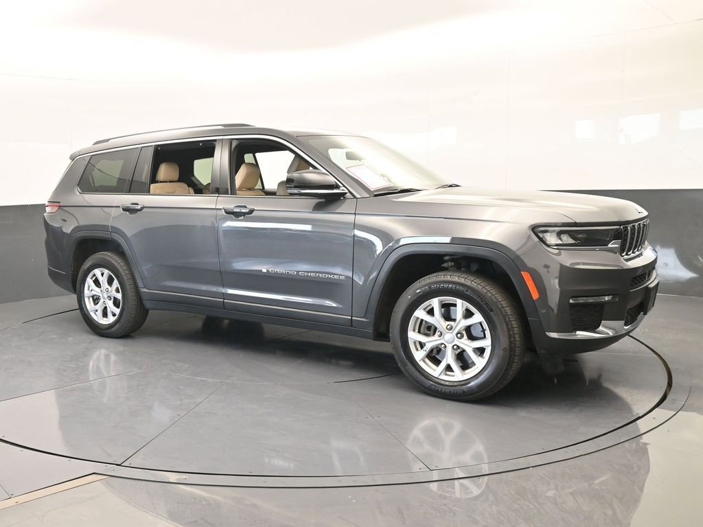 Used 2023 Jeep Grand Cherokee L Limited w/ Luxury Tech Group II AWD/4WD image 8