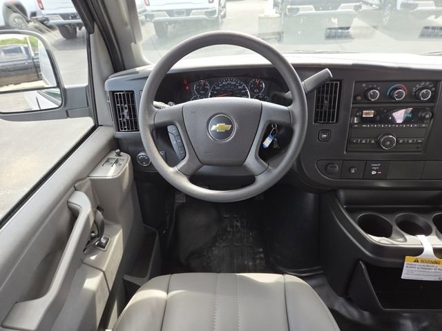 New 2026 Chevrolet Express 2500 w/ Driver Convenience Package RWD image 20