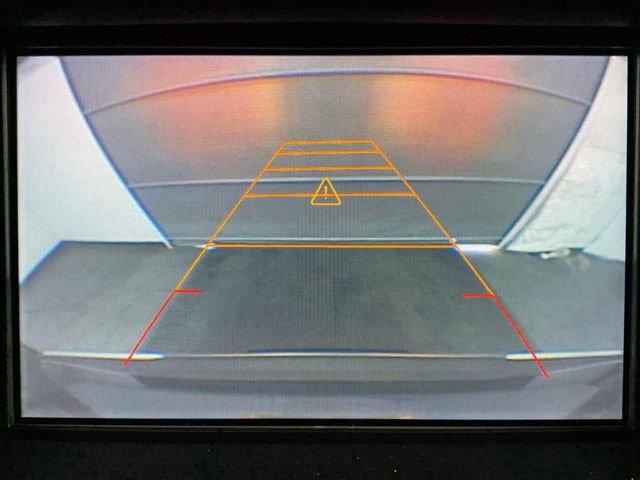 Certified 2015 GMC Yukon Denali w/ Open Road Package image 18