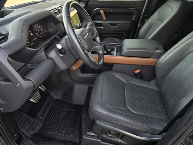 Used 2023 Land Rover Defender 110 X AWD/4WD image 20