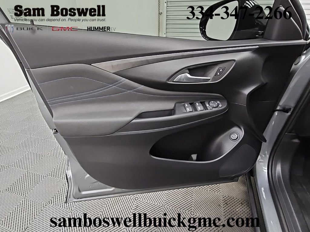 Used 2025 Buick Envista Sport Touring w/ Convenience I Package image 28