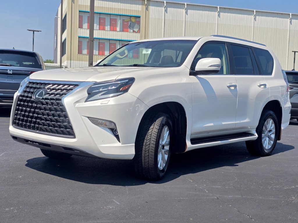 Used 2023 Lexus GX 460 Premium w/ Premium Package AWD/4WD image 4