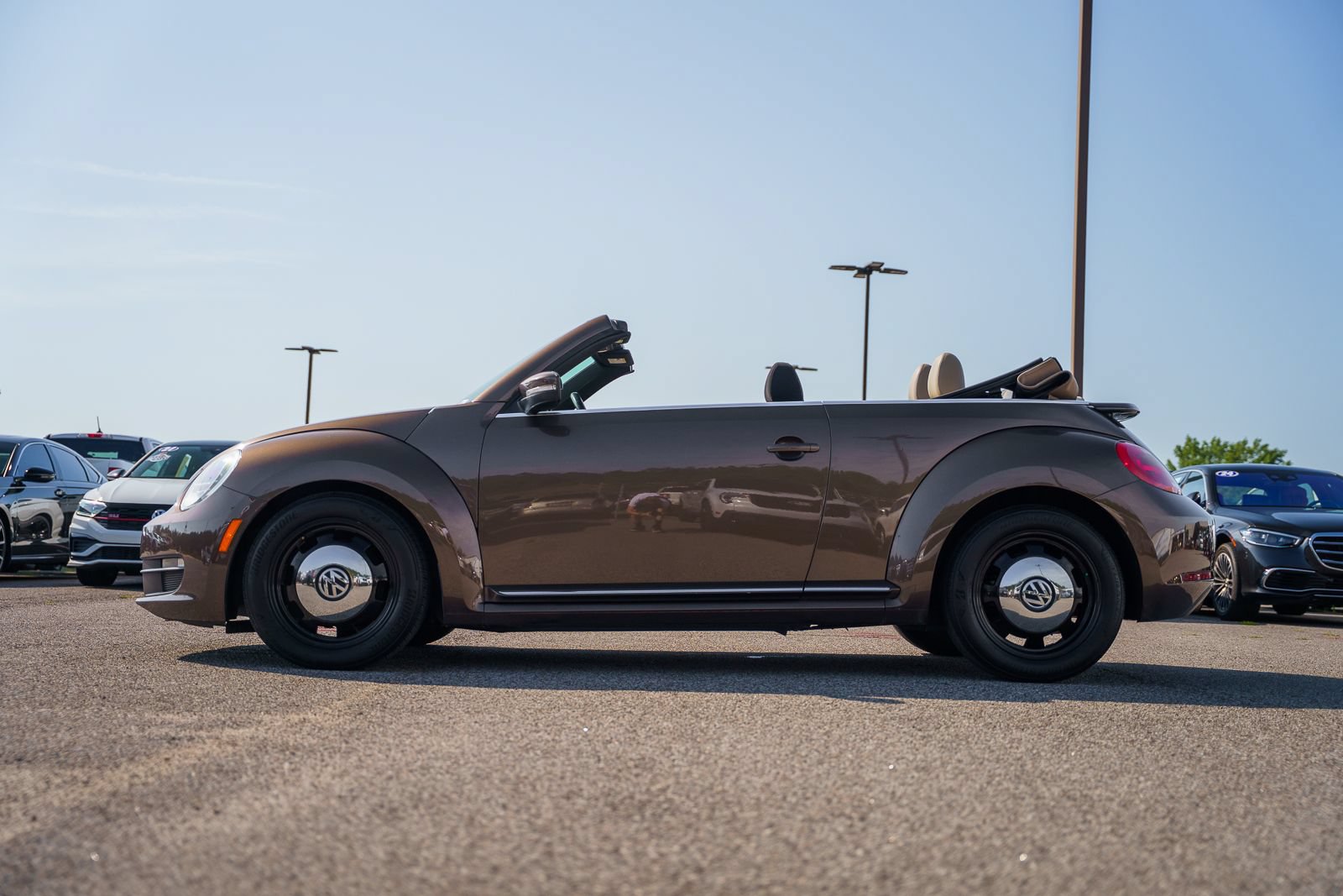 Used 2014 Volkswagen Beetle 1.8T FWD image 9