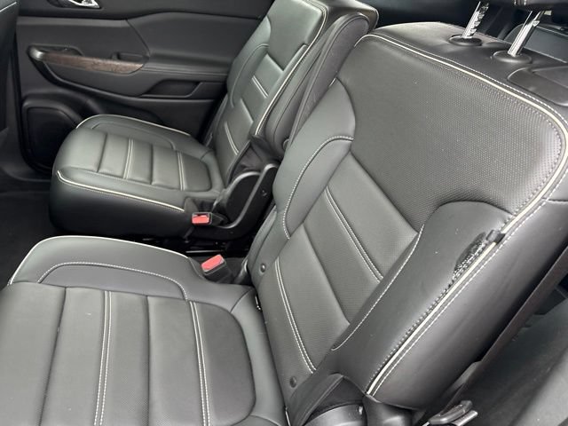 Used 2023 GMC Acadia Denali w/ Denali Ultimate Package AWD/4WD image 10