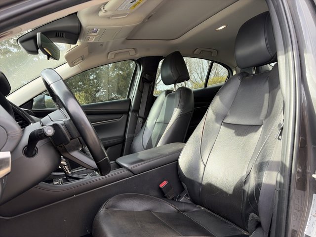 Used 2019 MAZDA MAZDA3 Premium image 12