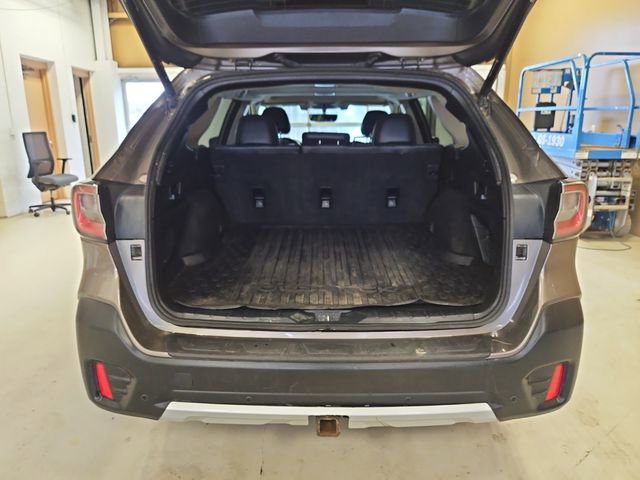 Used 2022 Subaru Outback Limited image 24