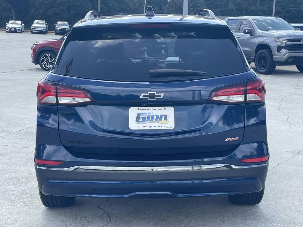 Used 2023 Chevrolet Equinox RS w/ RS Leather Package FWD image 3