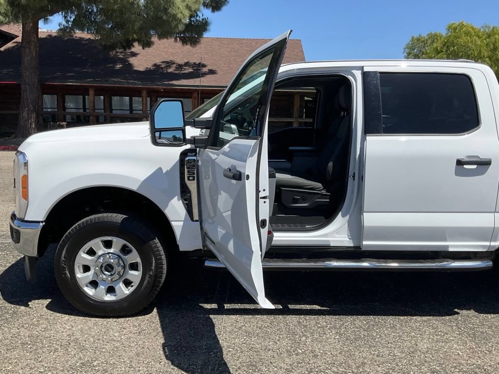 Used 2023 Ford F250 XLT AWD/4WD image 45
