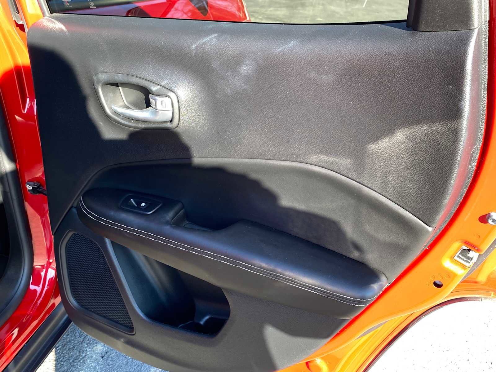 Used 2021 Jeep Compass Latitude AWD/4WD image 41