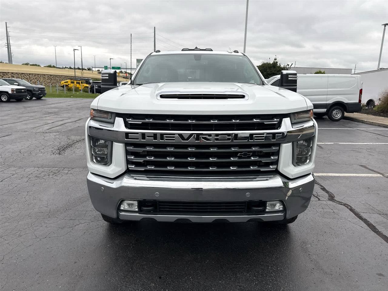 Used 2020 Chevrolet Silverado 2500 LTZ w/ LTZ Plus Package AWD/4WD image 3