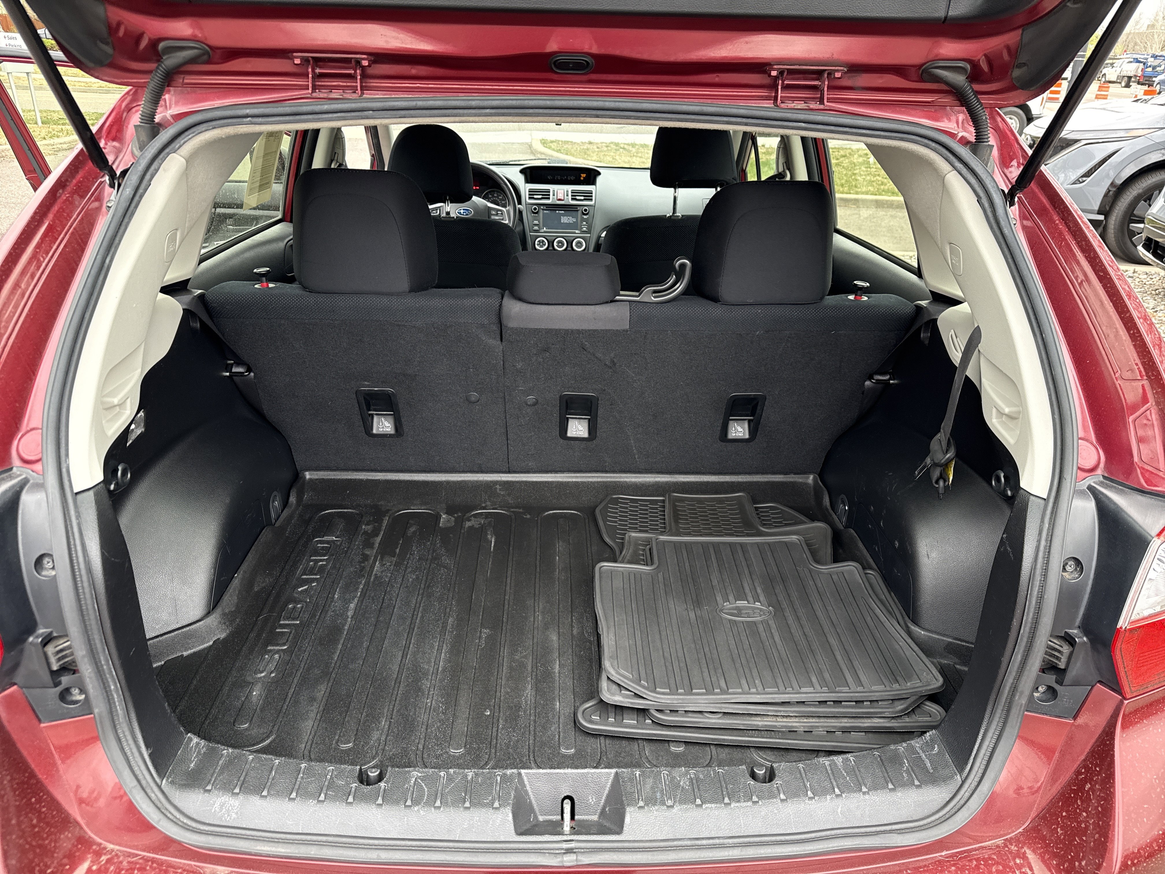 Used 2015 Subaru Impreza 2.0i image 9