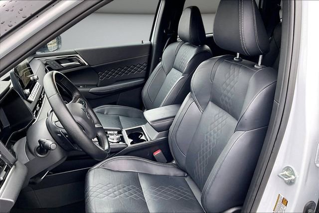 Used 2024 Mitsubishi Outlander SEL Black Edition image 20