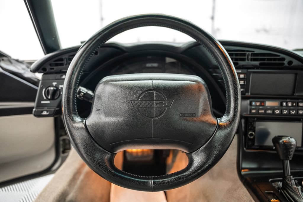 Used 1996 Chevrolet Corvette Coupe RWD image 29