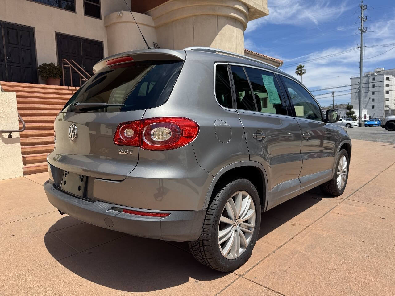 Used 2009 Volkswagen Tiguan S FWD image 7