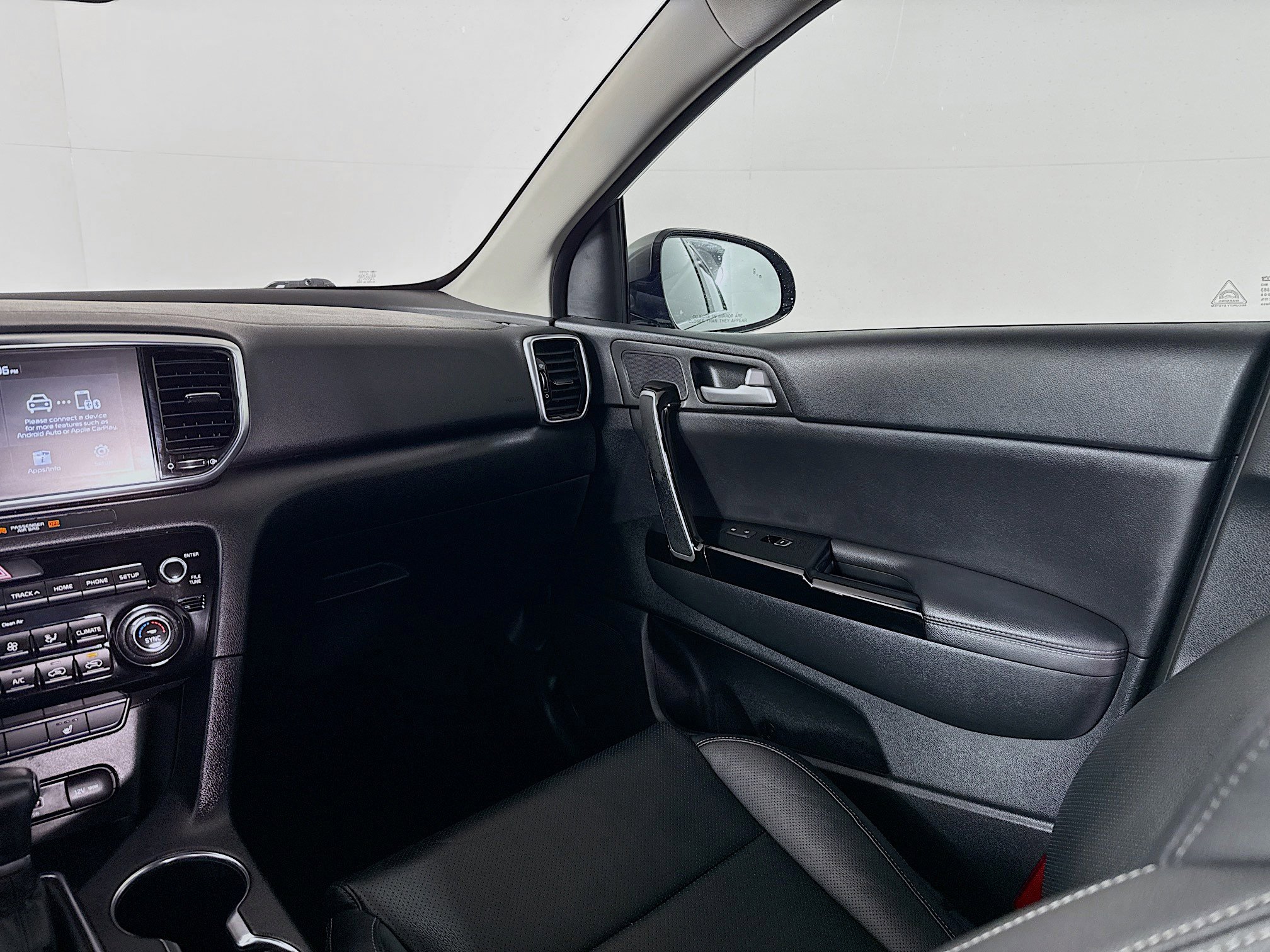 Used 2022 Kia Sportage EX image 28