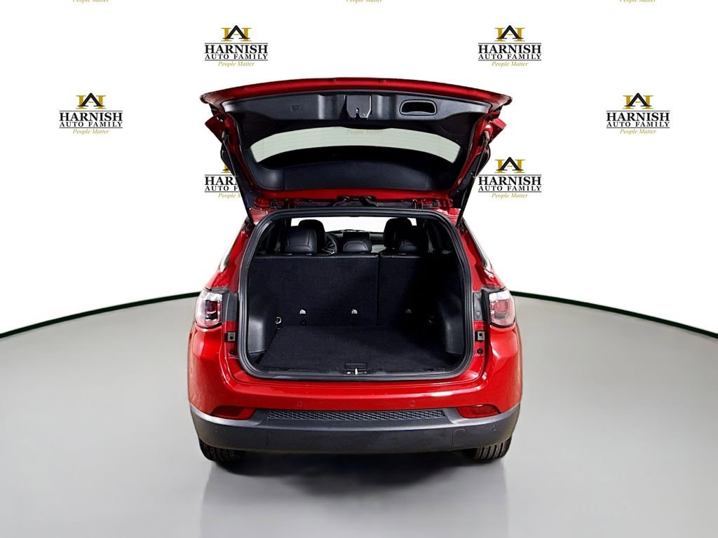 Used 2025 Jeep Compass Limited AWD/4WD image 33