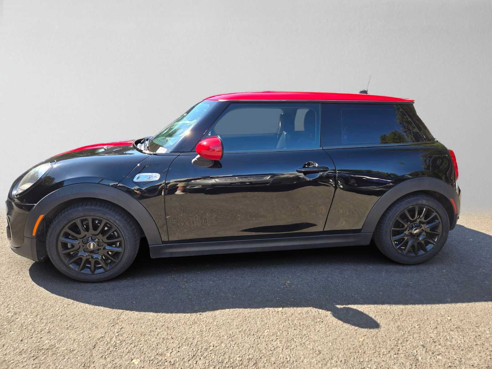Used 2019 MINI Cooper S FWD image 6