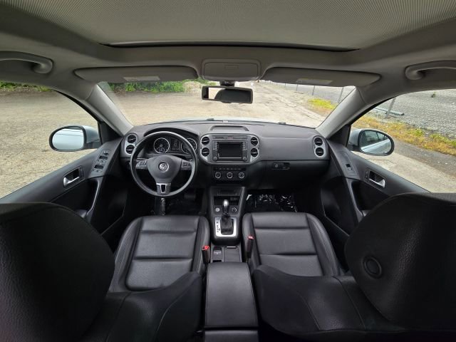 Used 2017 Volkswagen Tiguan Wolfsburg Edition AWD/4WD image 20
