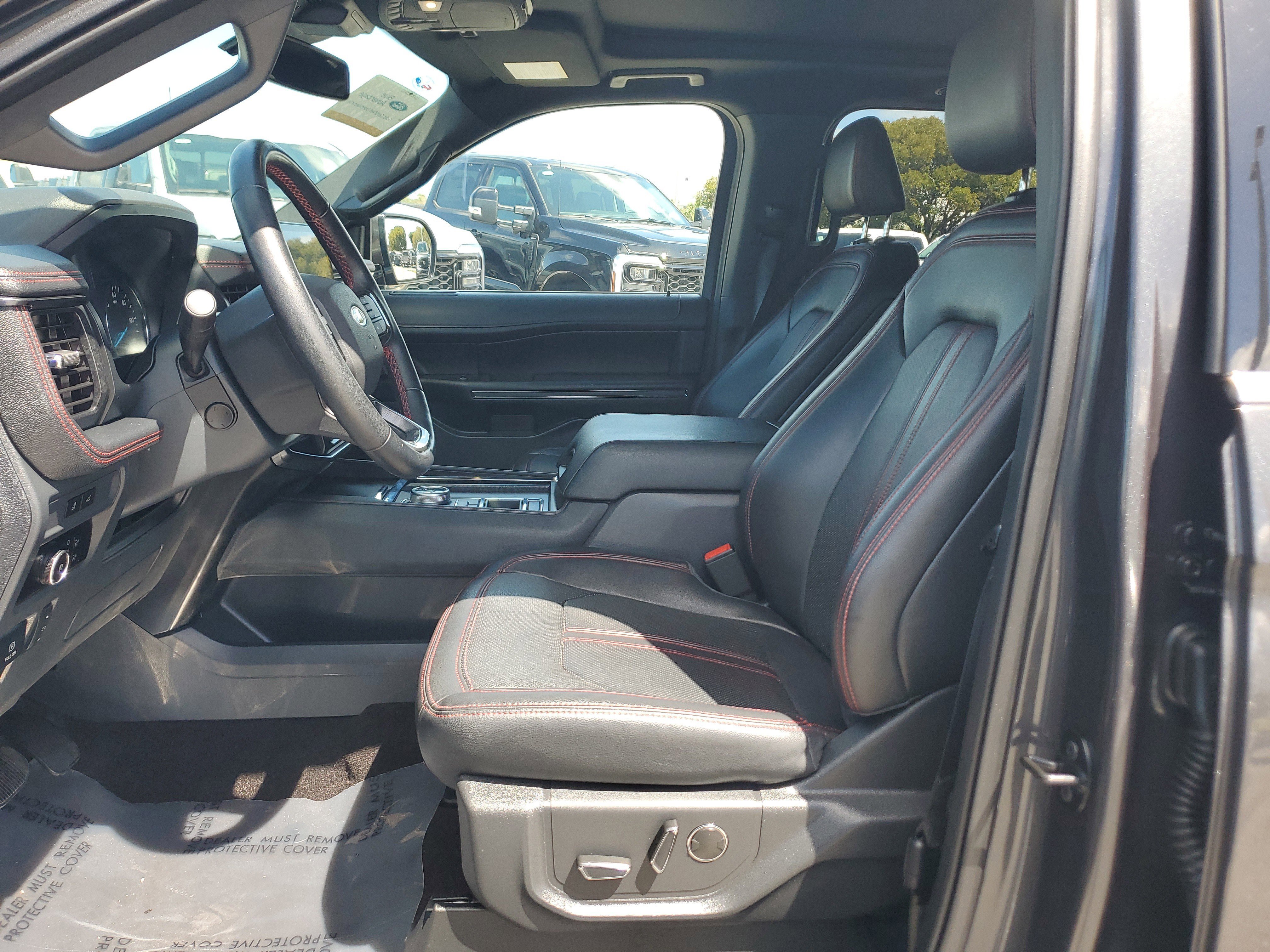 Certified 2023 Ford Expedition Limited image 12