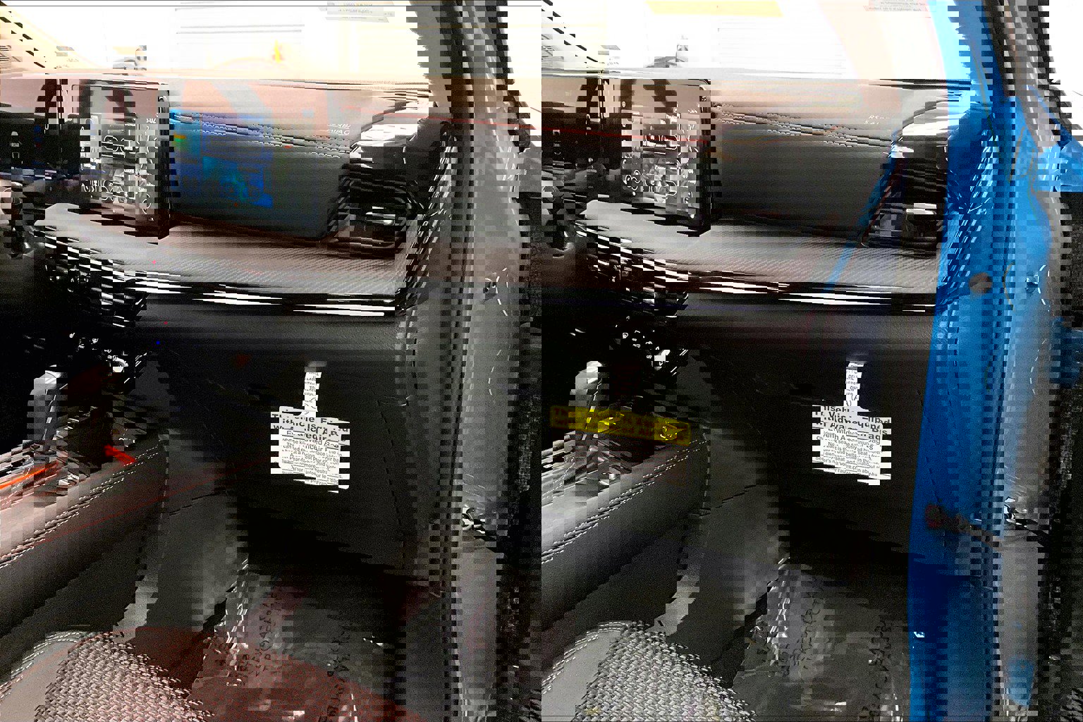 New 2025 Nissan Kicks SR w/ SR Premium Package image 99