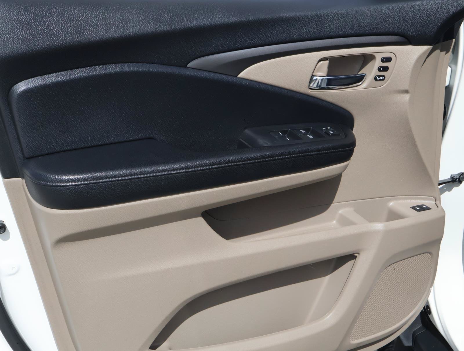 Used 2019 Honda Pilot EX-L image 17