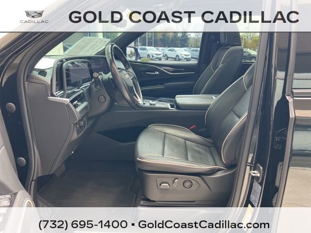 Certified 2022 Cadillac Escalade ESV Sport AWD/4WD image 18