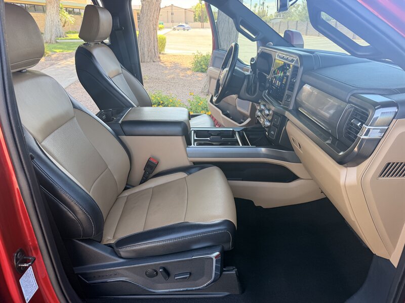 Used 2023 Ford F350 Lariat w/ Lariat Ultimate Package AWD/4WD image 27