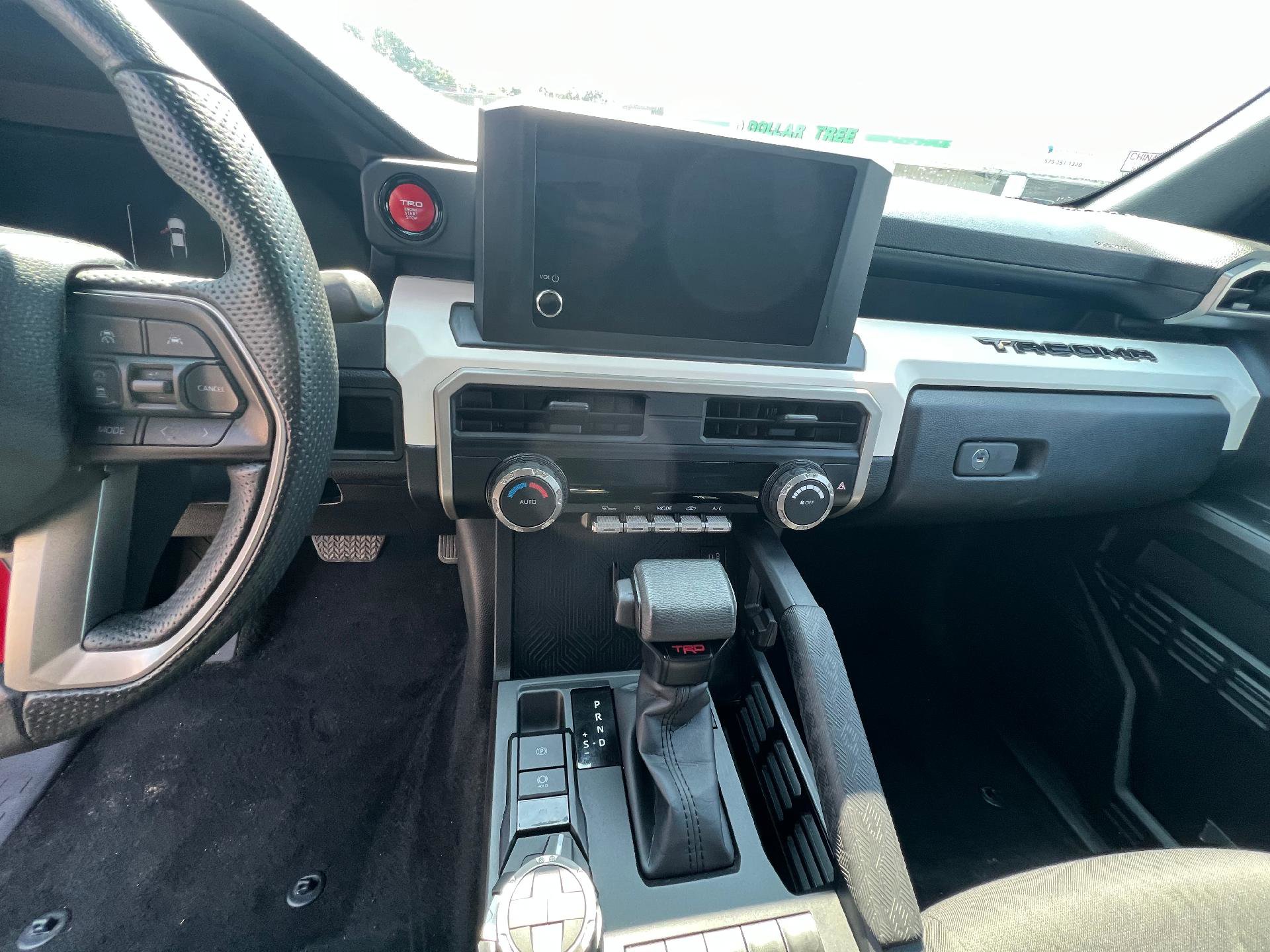 Used 2024 Toyota Tacoma TRD Sport image 10