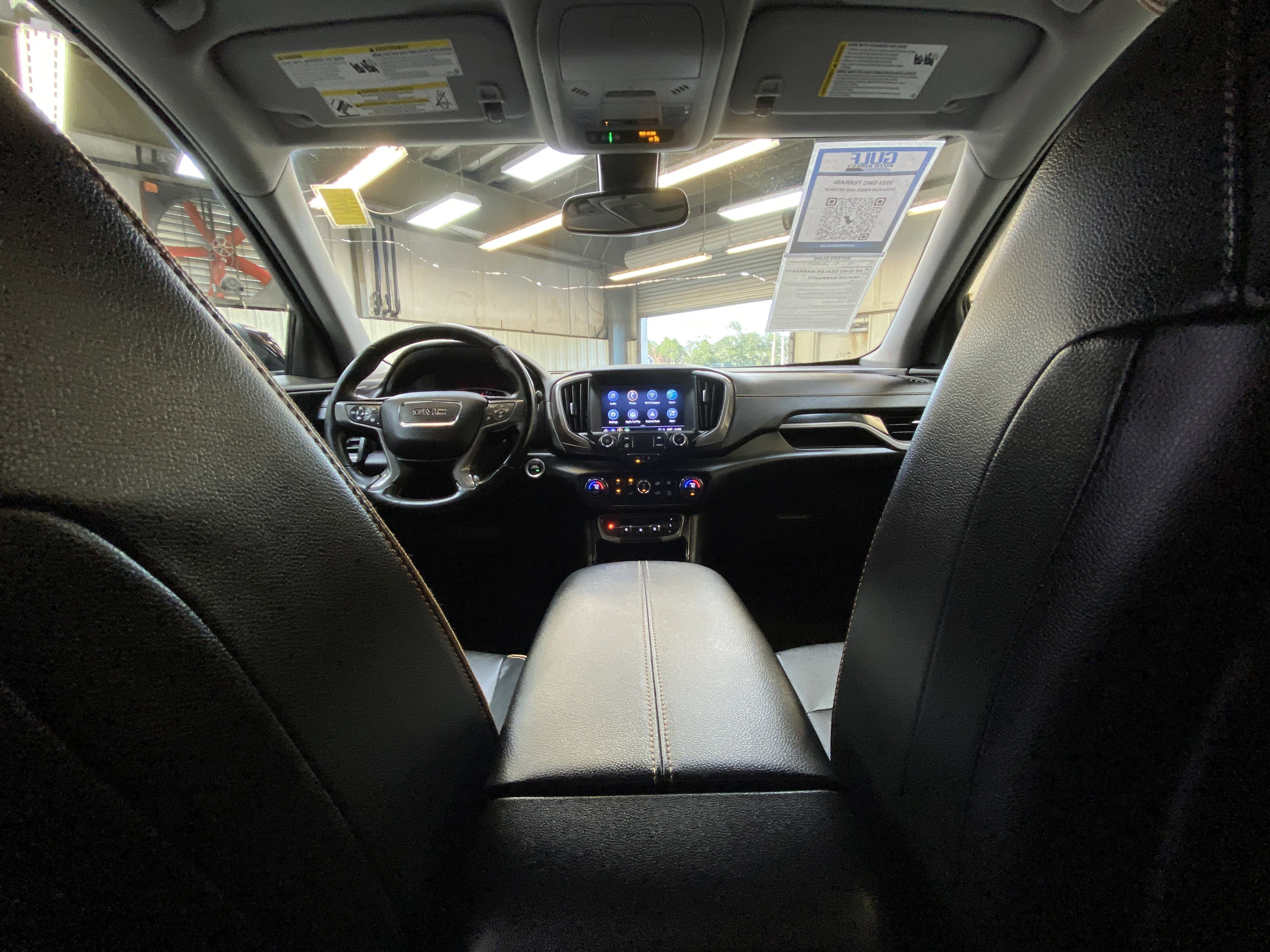 Used 2023 GMC Terrain AT4 image 19