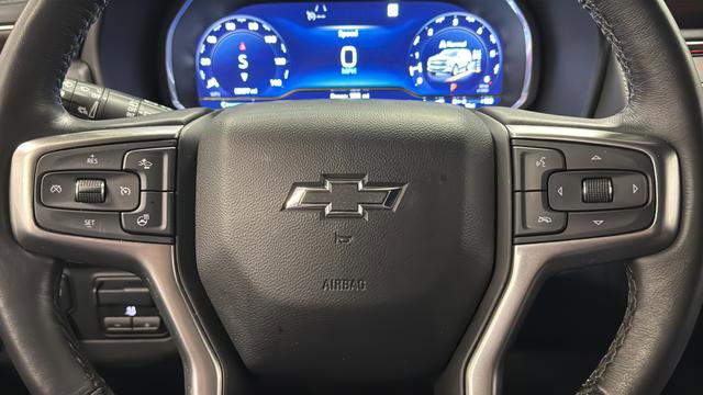 Used 2022 Chevrolet Suburban Z71 w/ Z71 Off-Road Package AWD/4WD image 16