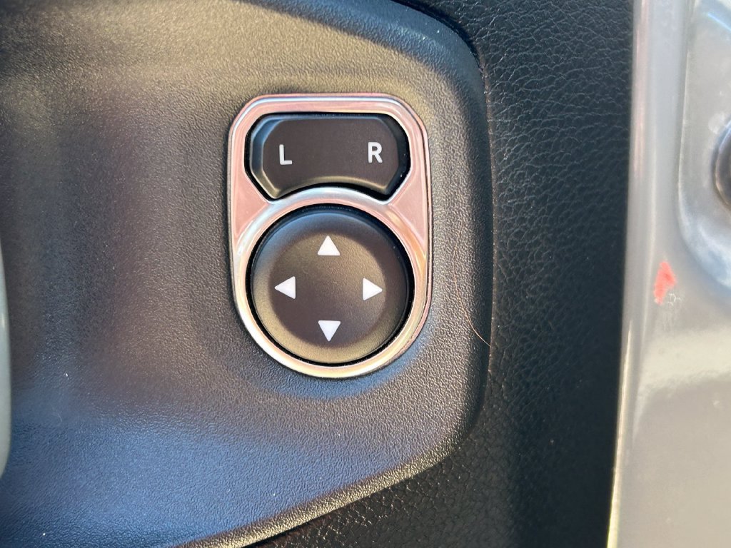 Used 2022 Jeep Gladiator Sport AWD/4WD image 22