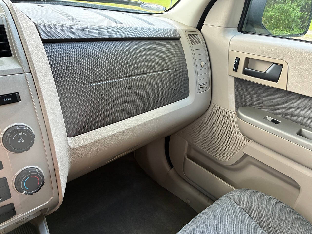 Used 2009 Ford Escape XLT FWD image 14