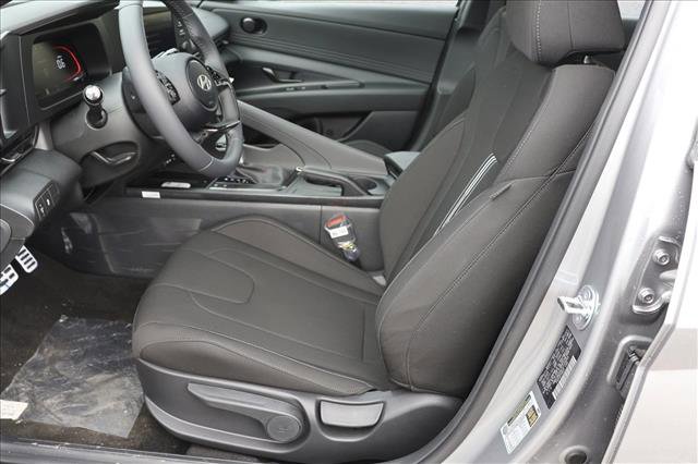 New 2026 Hyundai Elantra Sport FWD image 11