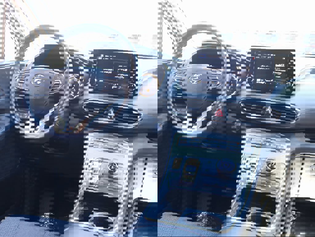 Certified 2022 Hyundai Santa Fe Blue image 14