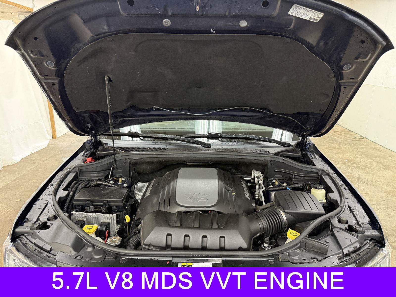 Used 2014 Jeep Grand Cherokee Overland w/ Advanced Technology Group AWD/4WD image 38