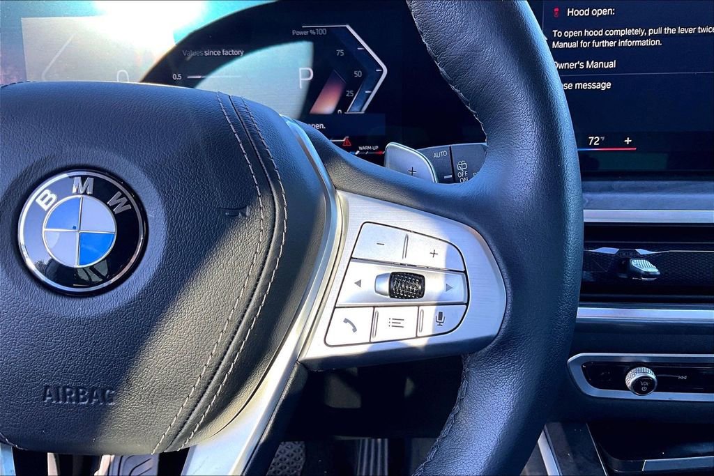 Used 2023 BMW X7 xDrive40i w/ Premium Package image 11