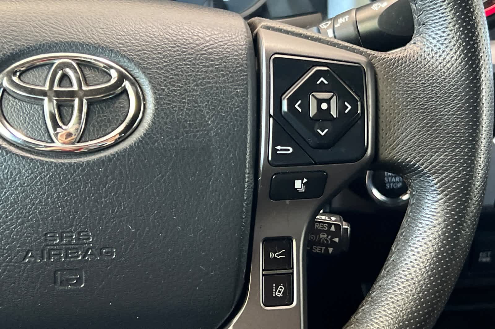 Used 2020 Toyota Tacoma TRD Off-Road w/ Technology Package RWD image 25