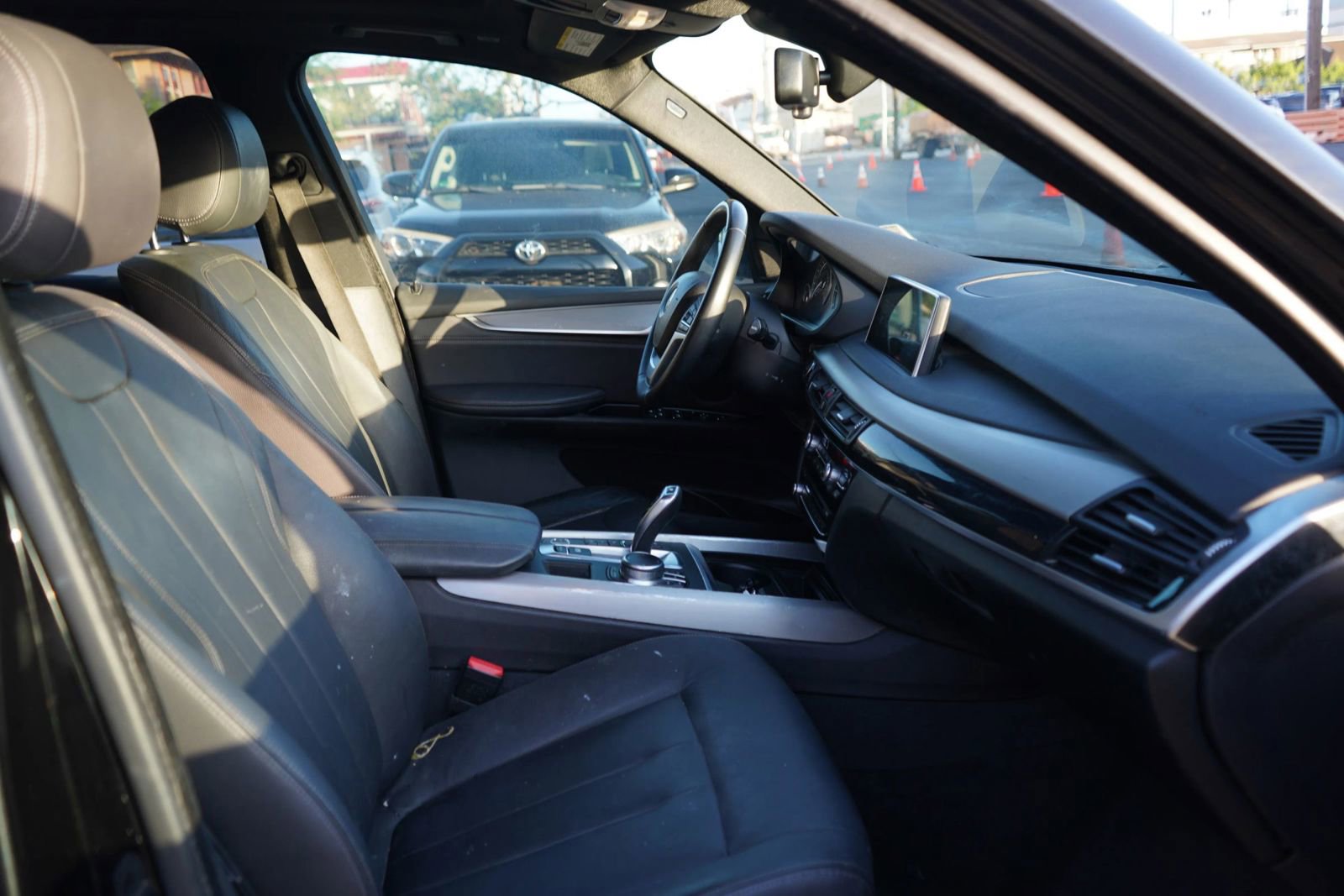 Used 2017 BMW X5 xDrive40e image 16