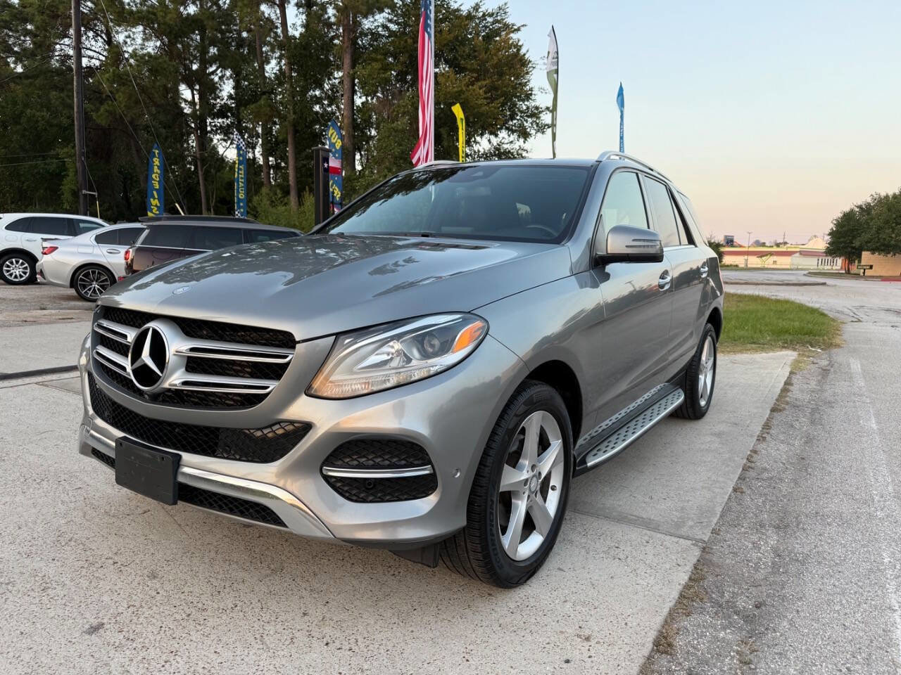 Used 2016 Mercedes-Benz GLE 300d 4MATIC image 3